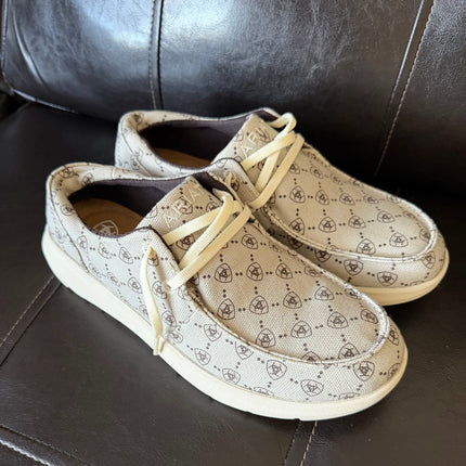 Woman’s Ariats NEW